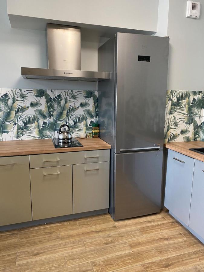 2 Tyskie Apartamenty Z Ogrodkiem Tychy Dış mekan fotoğraf