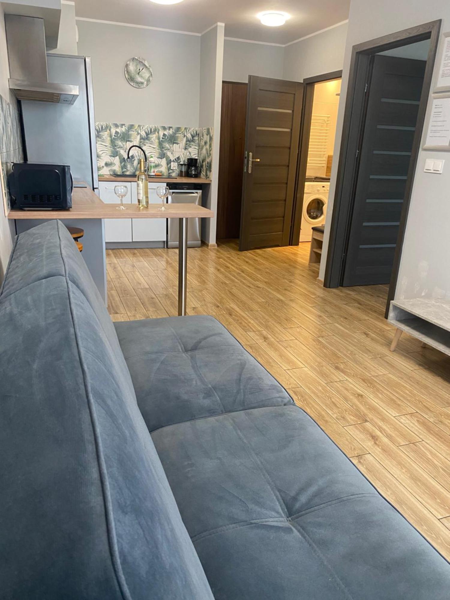 2 Tyskie Apartamenty Z Ogrodkiem Tychy Dış mekan fotoğraf