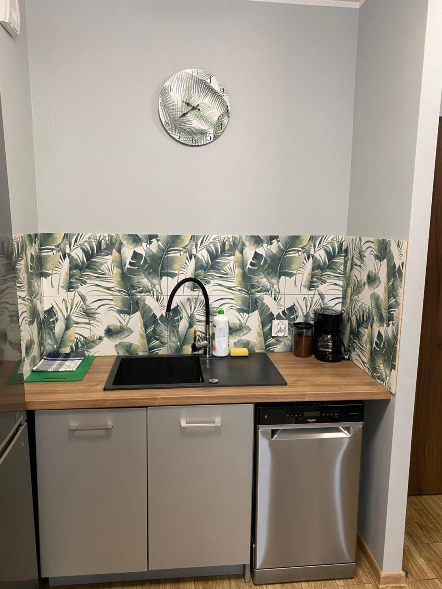 2 Tyskie Apartamenty Z Ogrodkiem Tychy Dış mekan fotoğraf
